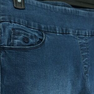 Gloria‎ Vanderbilt Jeans Women's Size 12 Amanda High Rise Tapered Dark Wash Blue
